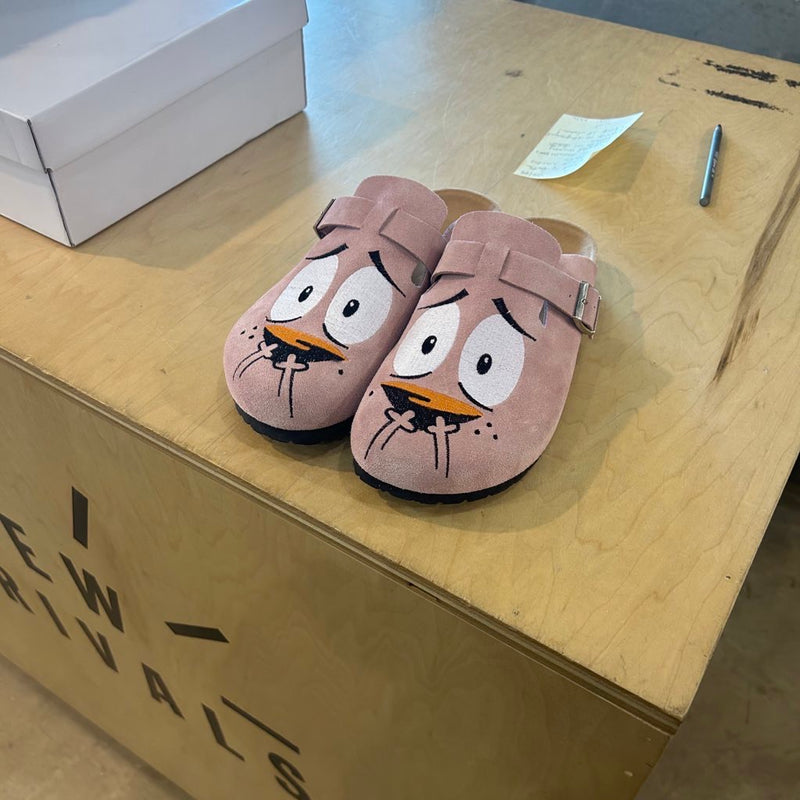 COURAGE THE COWARDLY CLOGS