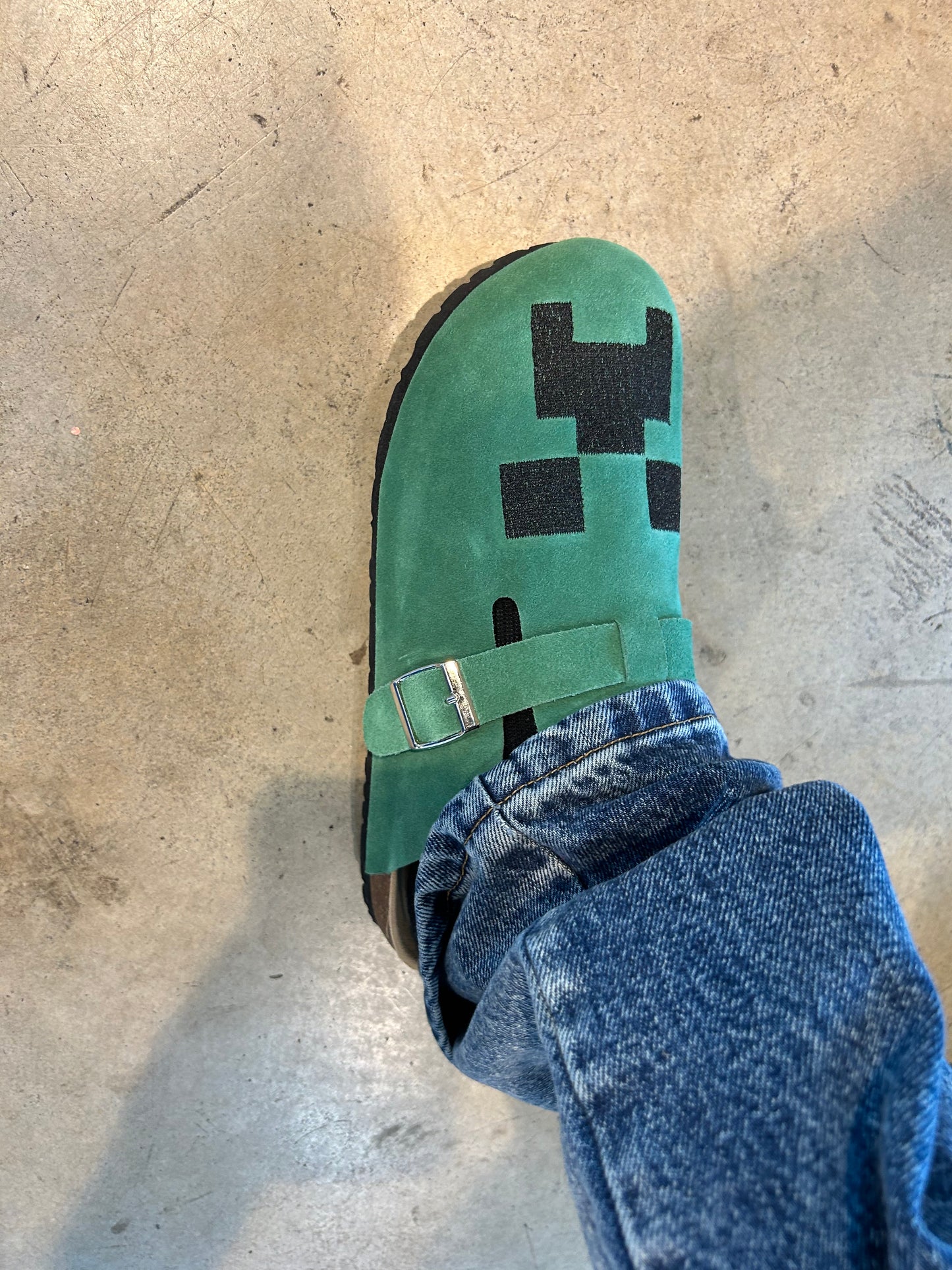 CREEPER CLOGS