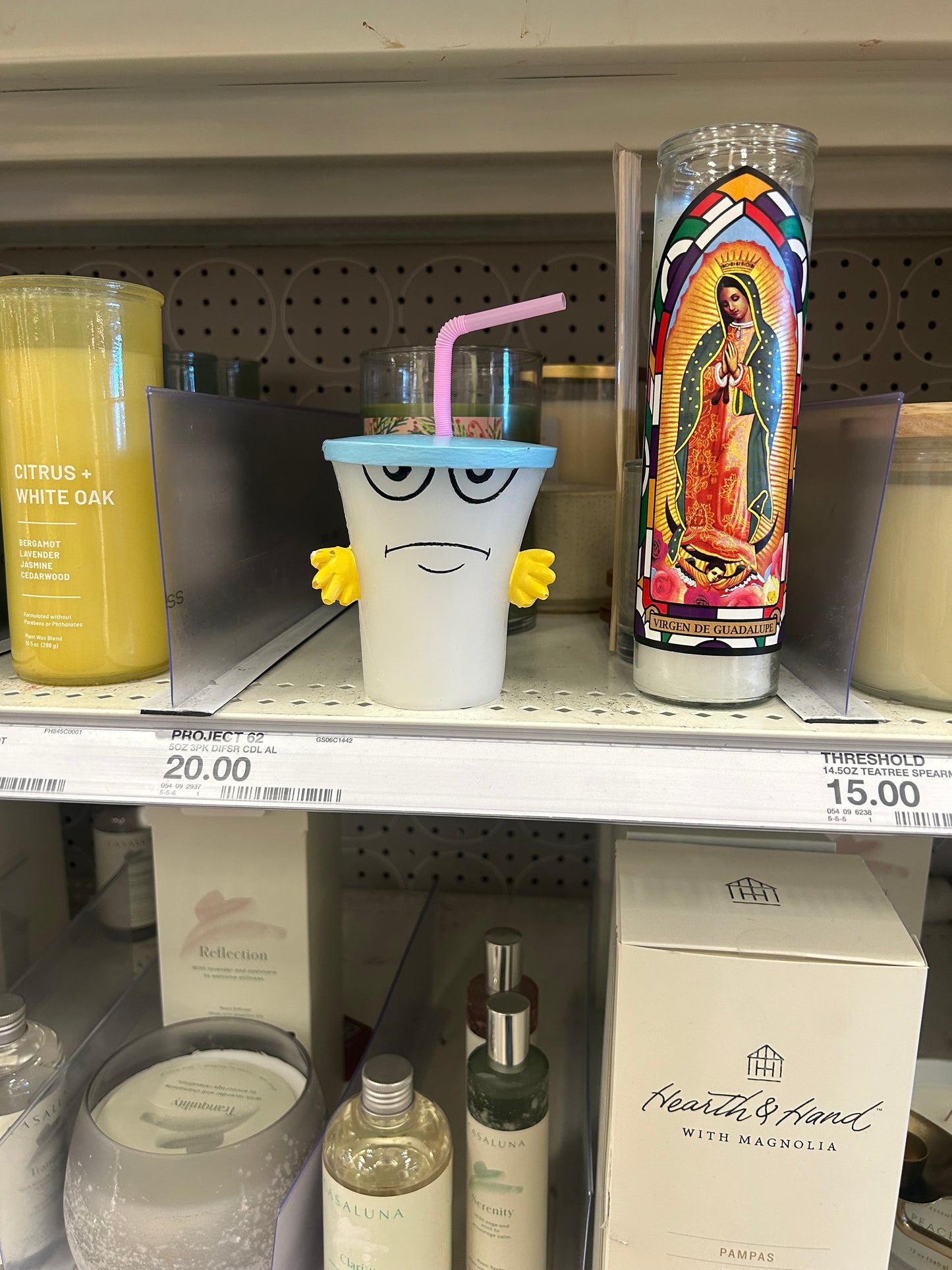 Master Shake Candle